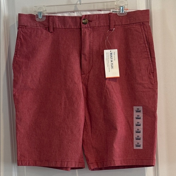 Old Navy Ultimate Slim built in flex red shorts size 32 - Picture 2 of 11